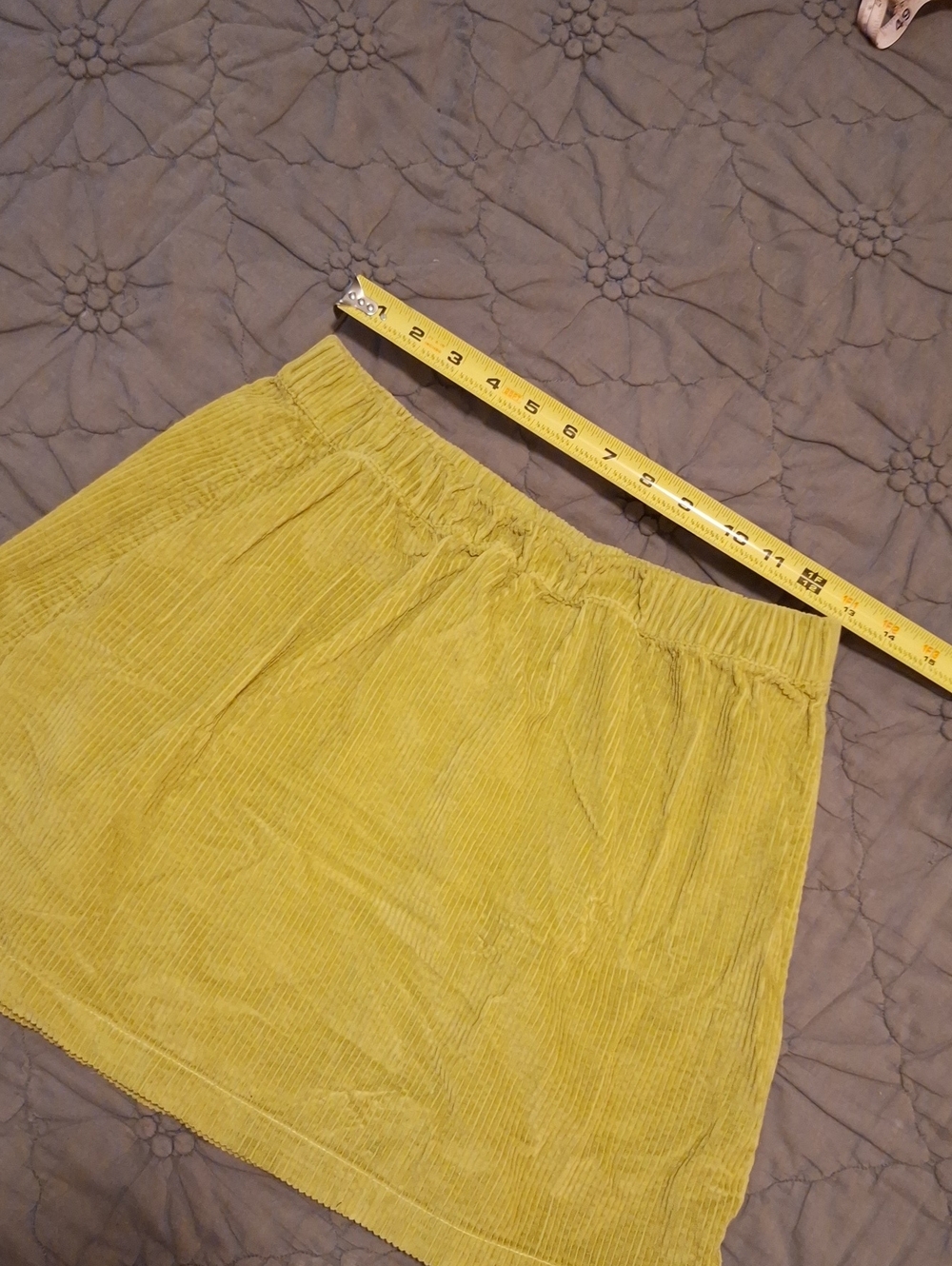American Eagle Outfitters Lime/pea Green Corduroy Elastic-Waist Mini Skirt
